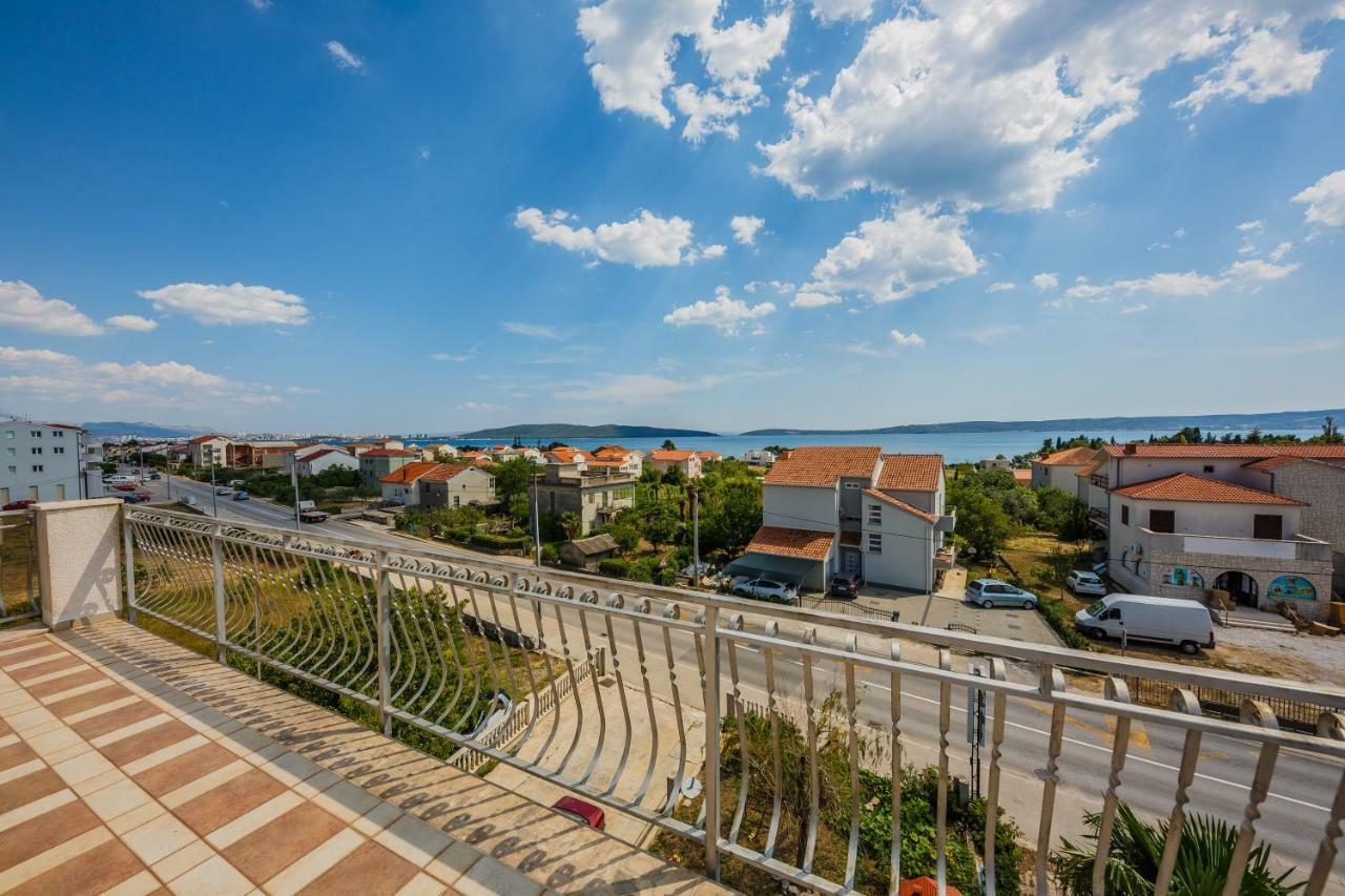 Apartman Lucija Kaštela エクステリア 写真