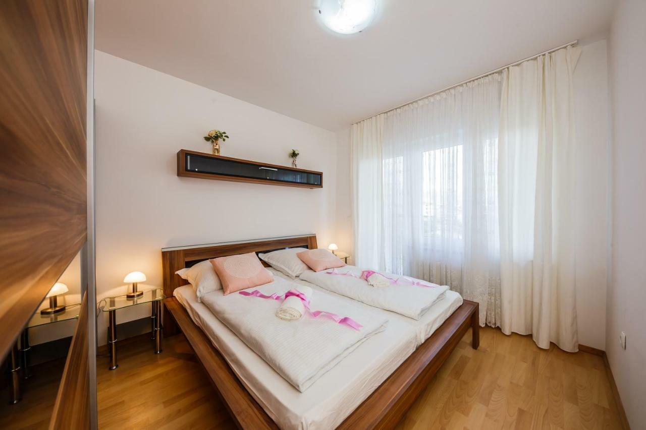 Apartman Lucija Kaštela エクステリア 写真